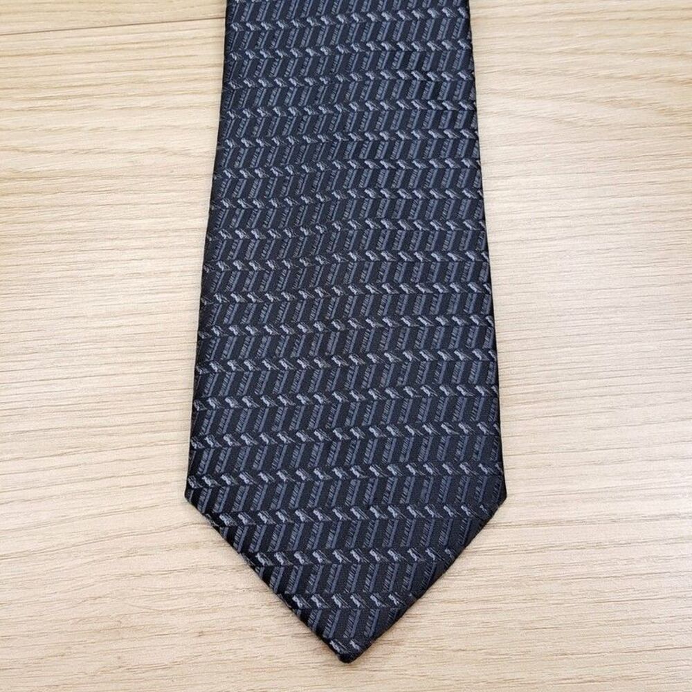 PERRY ELLIS Mens Neck Tie Dark Grey Geometric Zig Zag Abstract Modern Necktie